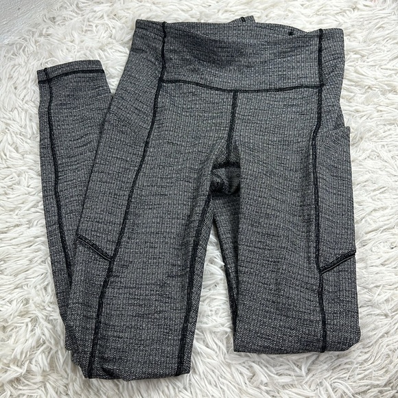 Lululemon Speed Up Tight 28" Full-On Luxtreme Luon Variegated Knit Black Heather - Picture 1 of 7